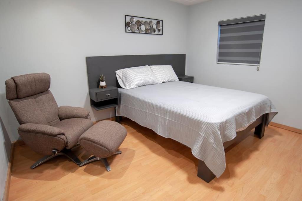 Clean&Equipped, 1-Floor 3-Bedroom Downtown House Енсенада Екстериор снимка